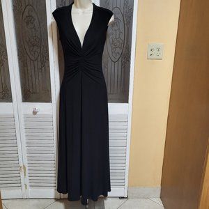 Laundry By Shelli Segal Ladies Beautiful Long Black Dress